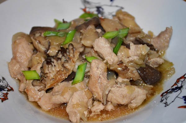 Свинина по китайски с вешенками - пошаговый рецепт